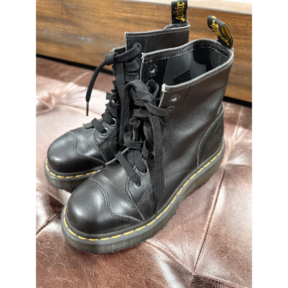 Rare Vintage Dr. Martens 2A73 Made In England Black Cap Toe 8 Eye Boots 90s/US 6